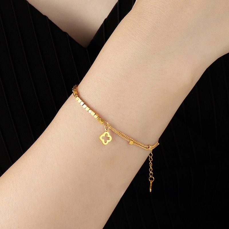 สร้อยข้อมือทองผู้หญิงโคลเวอร์สี่ใบแฟชั่นใหม่ไม่ซีดจาง