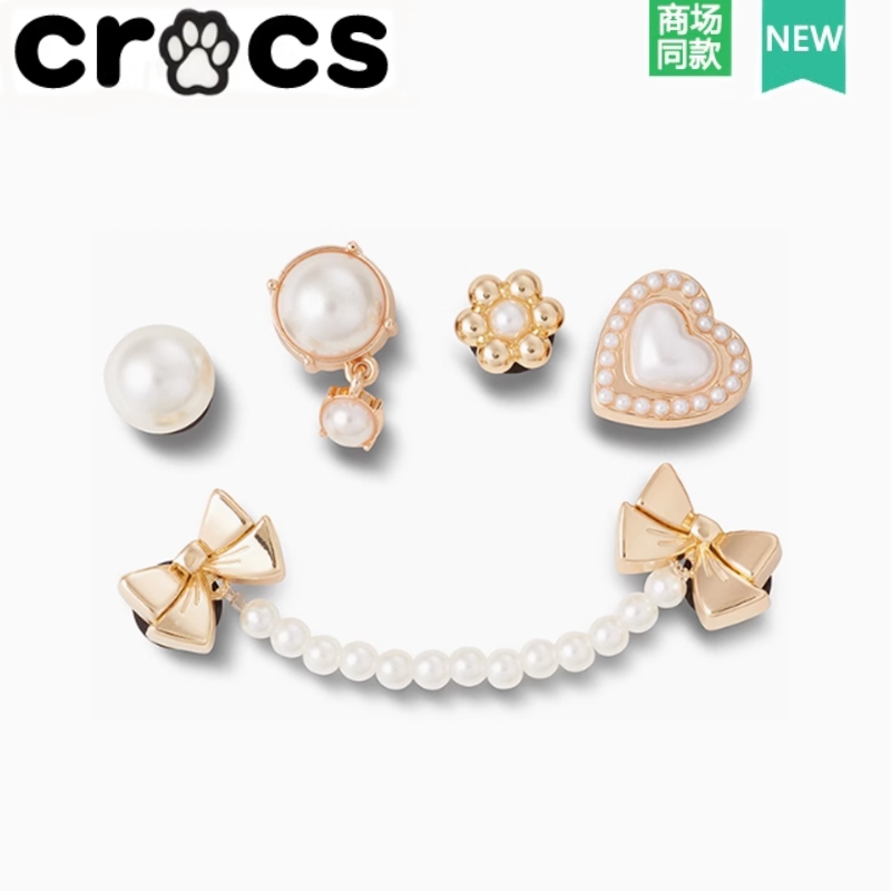 Crocs Crocs Zhibixing Accessories Hole Shoes Flower Liu Yuxin Same Style Holiday Limited Golden Pearl 5 ชิ้นชุด