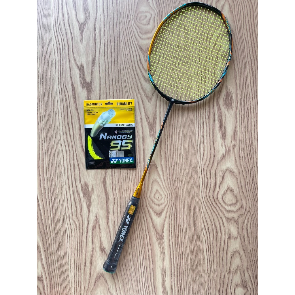 {จัดส่งในวันเดียวกัน} YONEX YONEX ASTROX 88D PRO การแข่งขันศิลปะการต่อสู้ YONEX ไม้แบดมินตันโดยเฉพาะ