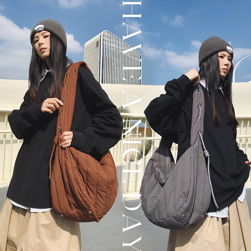 Ulzzang กระเป๋าสะพายแฟชั่นเกาหลีผู้หญิงกระเป๋าสะพายไหล่ Big Capcity สําหรับผู้หญิง
