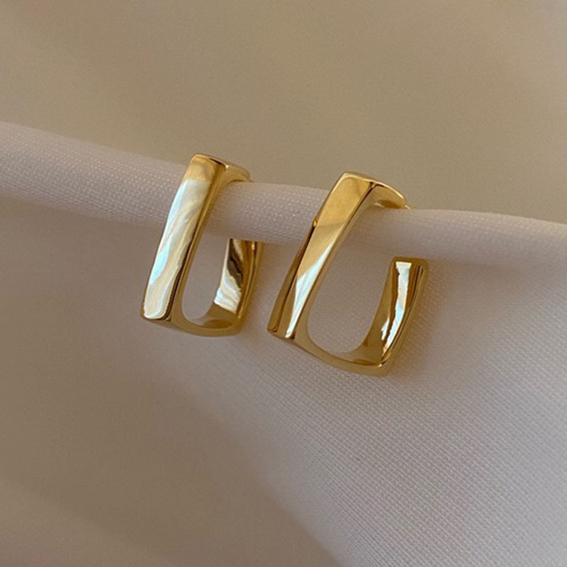 Yx Square Geometric Hollow ต่างหูแฟชั่นของขวัญวันหยุดอุปกรณ์เสริม