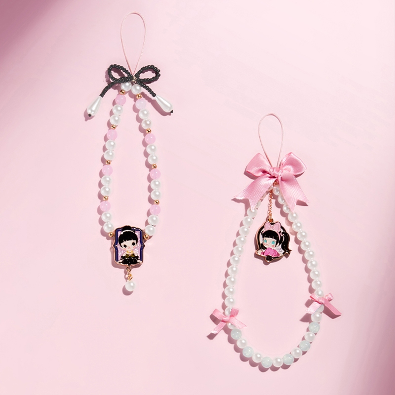 Molly Daily Look series phone chaining Blind box