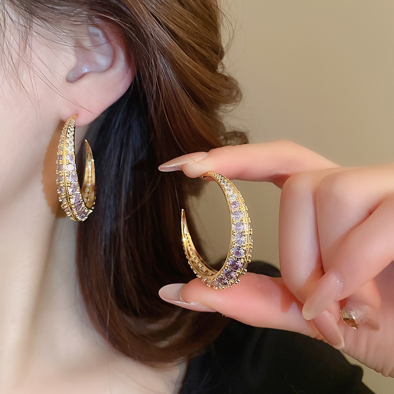 [Jewbeauty]ทองเคลือบด้วยไฟฟ้าเพทายเสี้ยวต่างหูโอ้อวดแฟชั่นอารมณ์เข็มเงินต่างหูแสงหรูหราเครื่องประดับความรู้สึกสูง