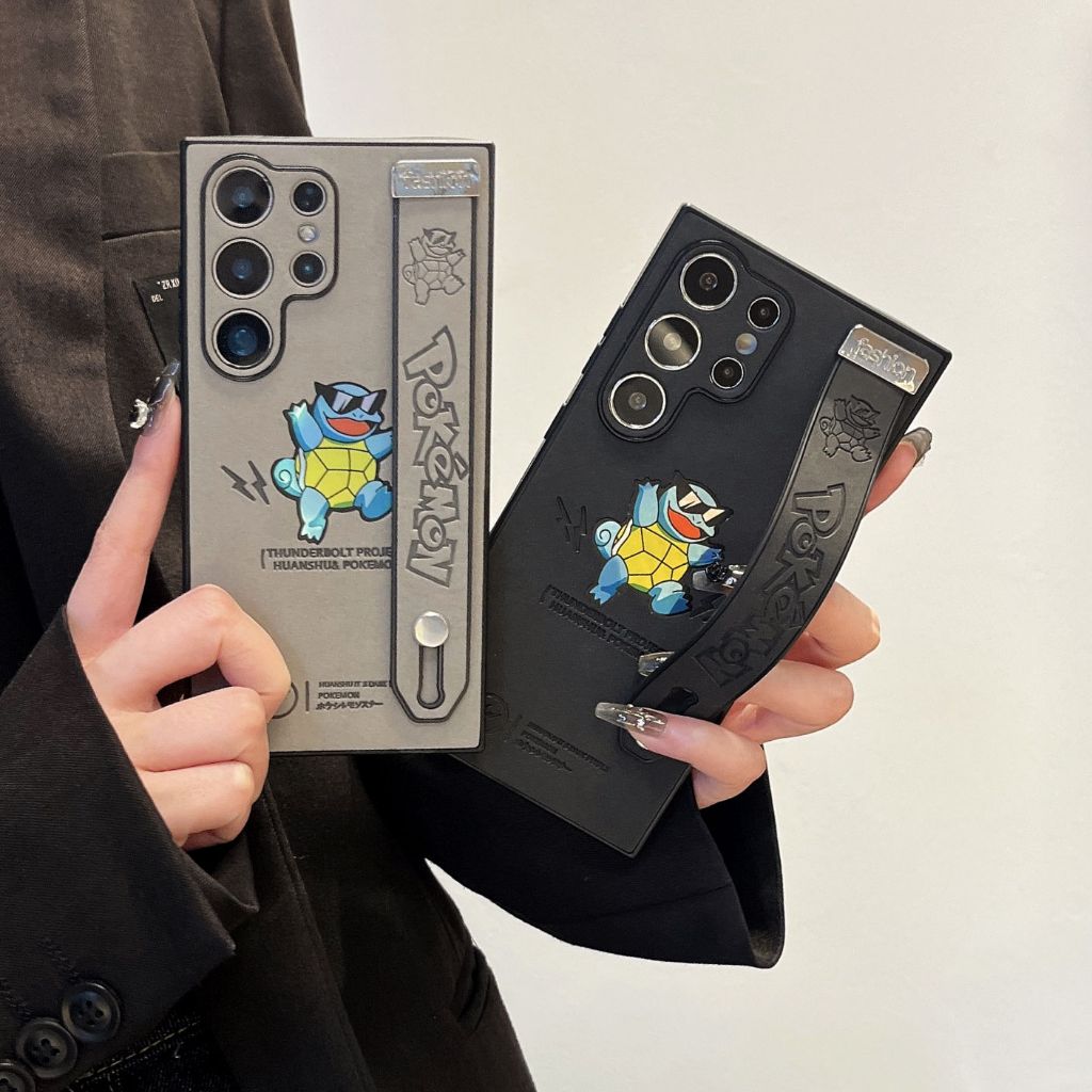 ลายนูน หนัง การ์ตูน Pokémon Squirtle สายรัดข้อมือ เคส Samsung Galaxy S25 Ultra S24 Ultra S23 Ultra S24 S25 + S22 Ultra Case เยื่อหุ้มสมอง ป้องกันการตก TPU อ่อนนุ่ม เคสโทรศัพท์มือถือซัมซุง