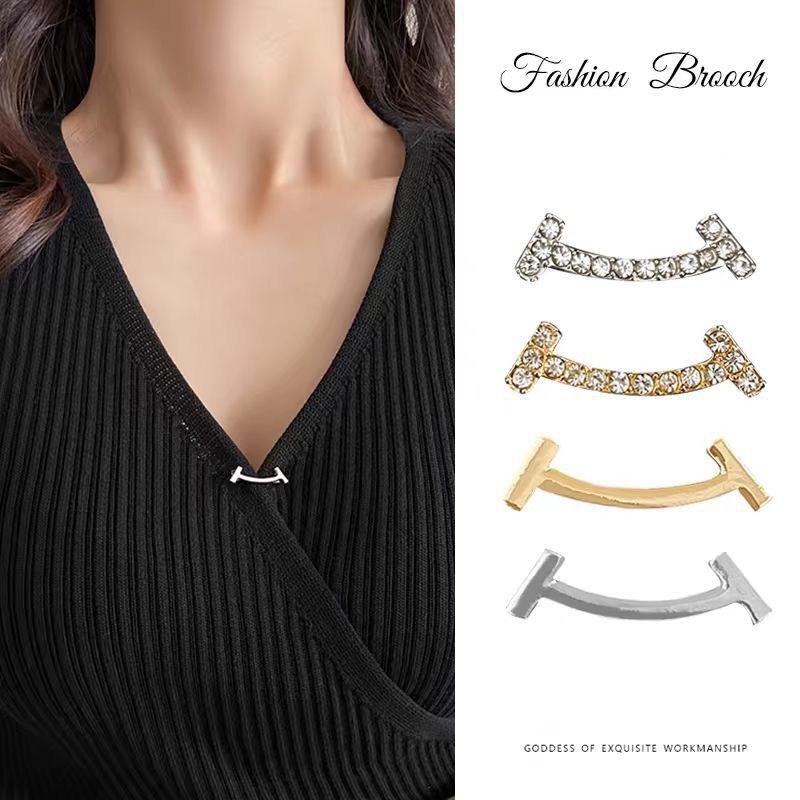 NYUAN เกาหลีน่ารักยิ้มเสื้อคอปกมินิป้องกันการสัมผัสคงที่ขาเล็กอุปกรณ์เสริมคอวีอเนกประสงค์ยิ้มหน้าอก