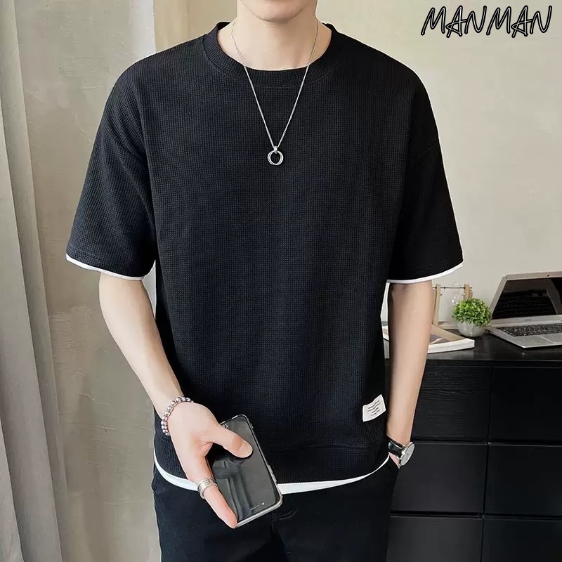 M&M เสื้อผู้ชาย แขนสั้น ลำลองใส่สบาย ระบายอากาศได้ดี สีล้วนเรียบง่าย สะอาดและหล่อ