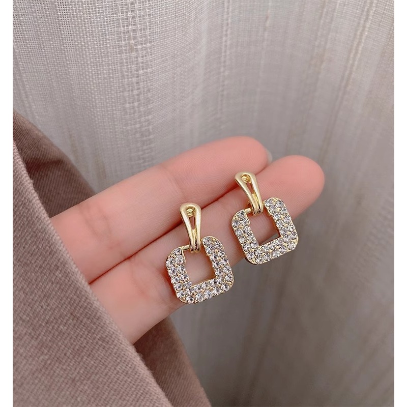 สไตล์ใหม่ ไม่แพ้ง่าย ต่างหูเกาหลีหญิงเพชรดอกไม้มุกโบว์ต่างหูห้อยน่ารักแสงหรูหราแฟชั่นที่เรียบง่ายเครื่องประดับอุป ราคา ถูกที่สุด ดีลบีเคเค แกลเลอรีภาพที่ 7