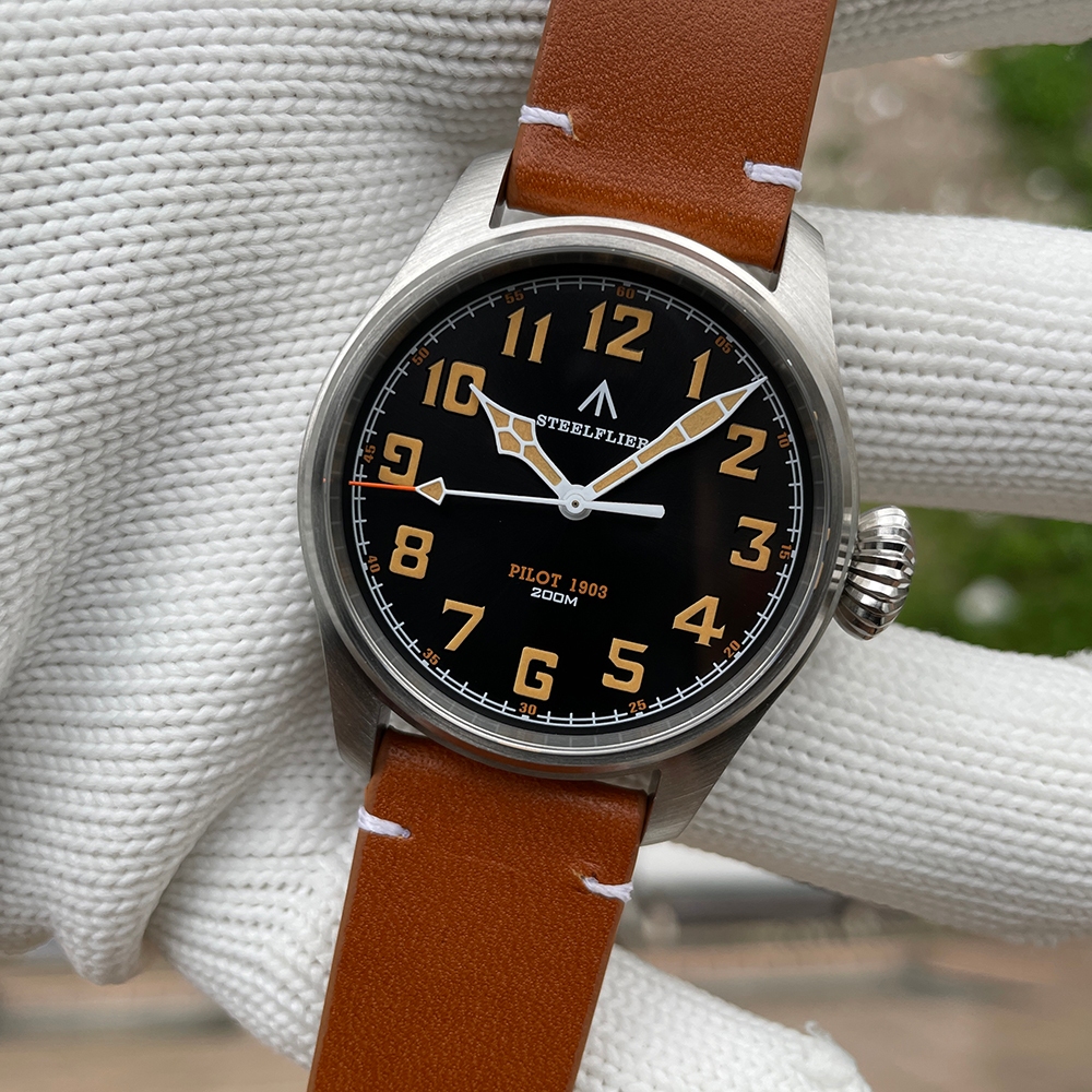 Steelflier SF740V Mens Pilot Quartz Watch VH31 Movement 200M กันน้ํา