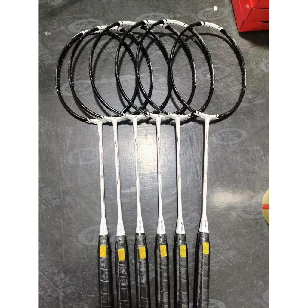 【จัดส่งในวันเดียวกัน】YONEX ไม้แบดมินตัน NANOFLARE 1000Z Panda ไม้แบดมินตันที่ระลึกสำหรับทีมจีน NF100