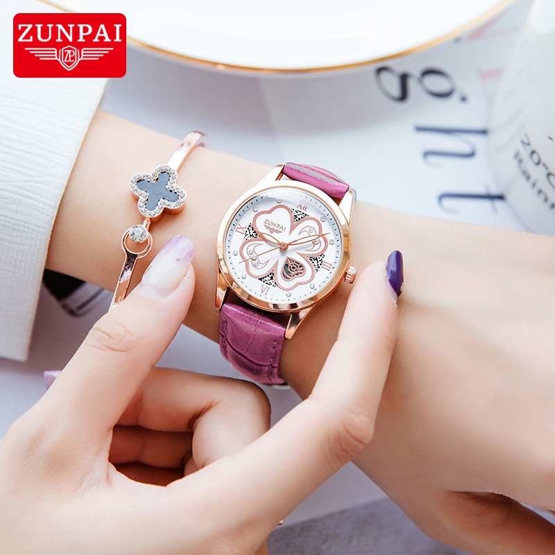 Zunpai นาฬิกาสําหรับผู้หญิงเดิมสายหนังกันน้ําแนวโน้มแฟชั่น Elegant Girls นาฬิกาผู้หญิงควอตซ์ Analog สุภาพสตรีนาฬิกาข้อมือยี่ห้อแท้ [ฟรีพร้อมกล่อง]