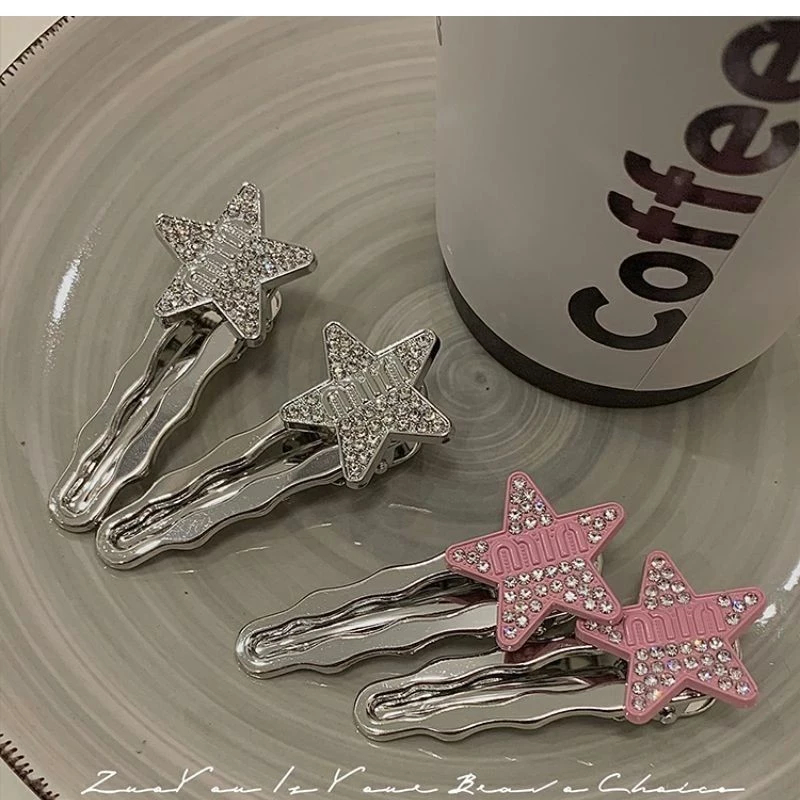 poppyjoy Y2k Rhinestone Star ปิ่นปักผม Ins กิ๊บติดผมตัวอักษรเงินน่ารักเพชรสีชมพู BB คลิป