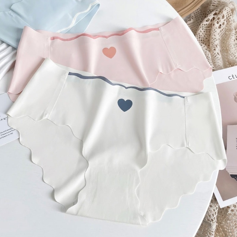 กางเกงชั้นในสตรี ไร้รอยต่อ เป้าผ้าฝ้าย นุ่มสบาย ขอบไม่ม้วน ลายหัวใจ สวยน่ารัก