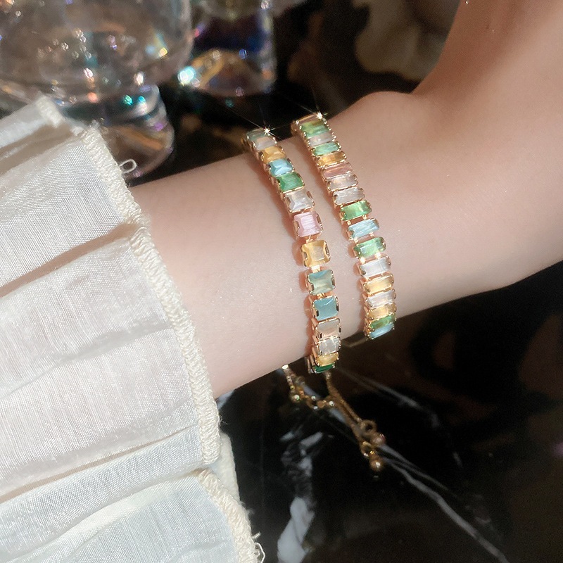 เดรช สีเพทายสแควร์ปรับสร้อยข้อมือแฟชั่นผู้หญิงซอกออกแบบเครื่องประดับมือ