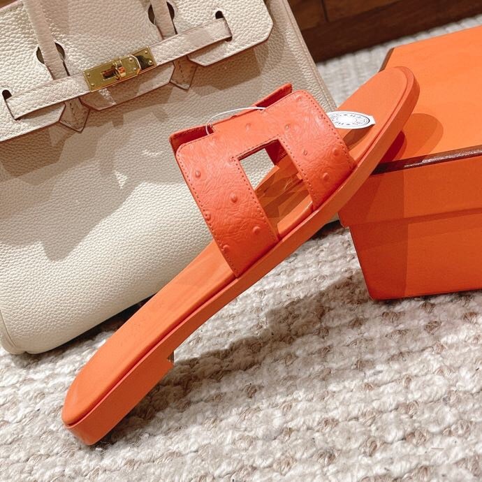 (พร้อมกล่องรองเท้า) ชม. 2025 ใหม่รอบนิ้วเท้าเปิดนิ้วเท้าผู้หญิงด้านล่างแบนรองเท้าแตะชายหาดลําลอง - รูปที่ 5