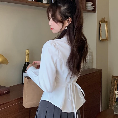 เสื้อเชิ้ตสีขาวเกาหลี ผ้าใส่สบาย เสื้อเชิ้ตผู้หญิงแขนยาว เสื้อนักเรียน