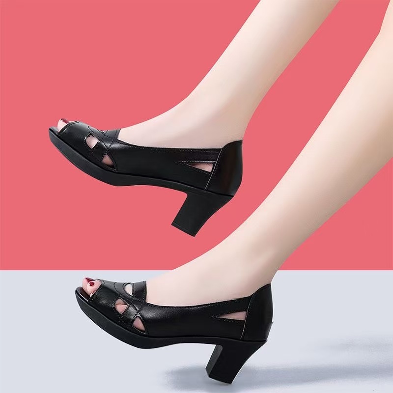 Bestseller Korea Women Block Heels Simple Ankle Strap Simple PU Sandals