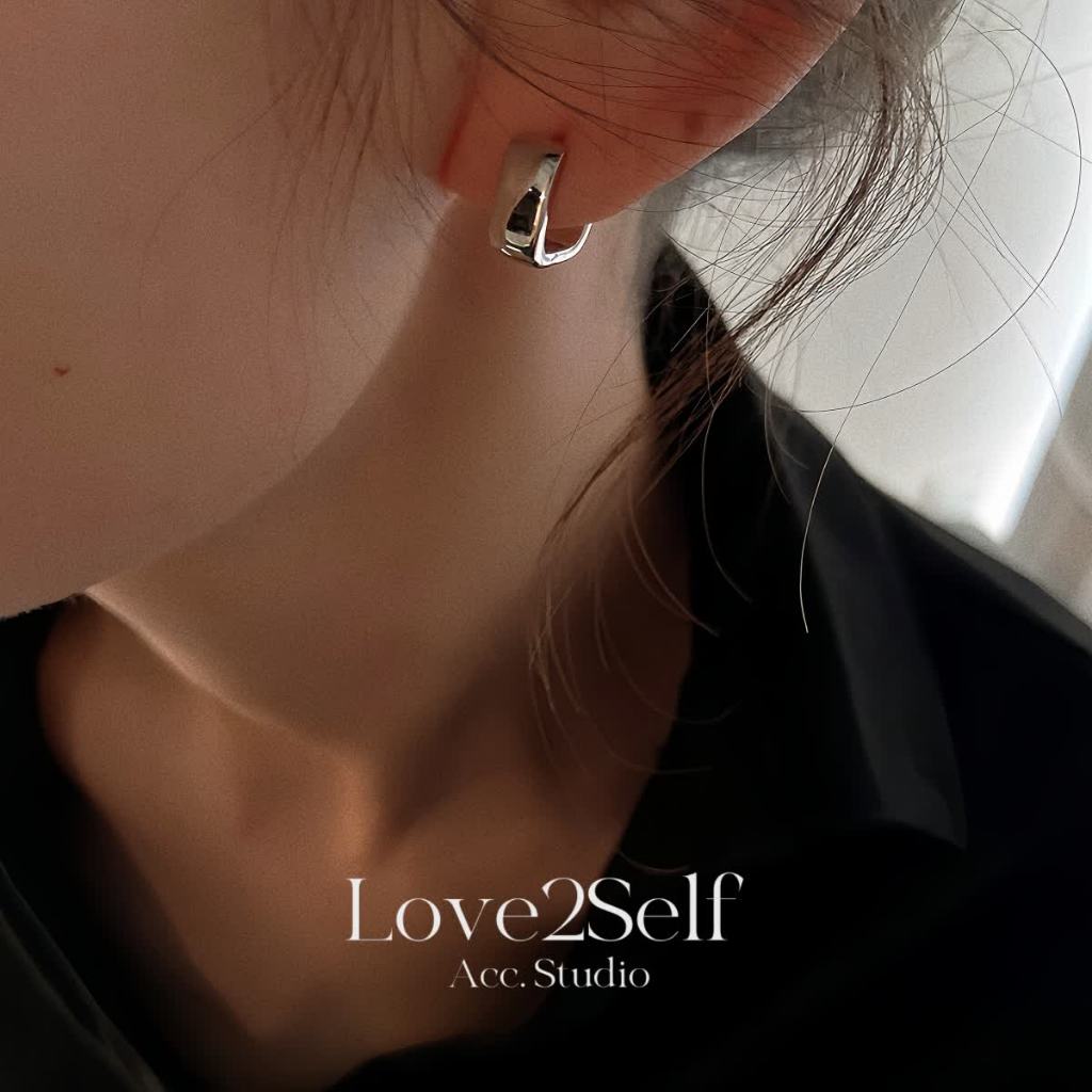 Love2Self E033 ต่างหูห่วงสี่เหลี่ยมกว้างสําหรับผู้ชายและผู้หญิงชุบเงิน Hypoallergenic Minimalist