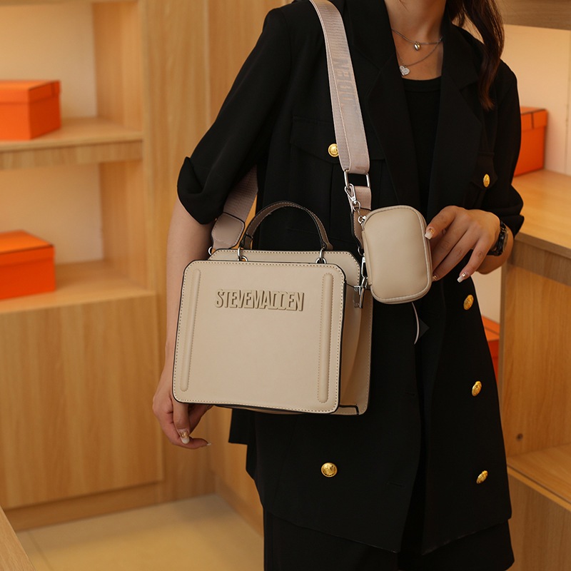 LABESTIN กระเป๋าสตรี ใหม่ แฟชั่น ความจุขนาดใหญ่ ลำลอง อเนกประสงค์ ไหล่ crossbody กระเป๋าโท้ทแบบพกพา