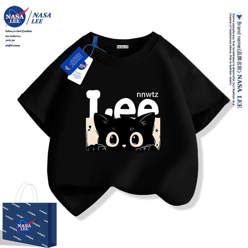 NASA เสื้อยืดแขนสั้นฤดูร้อนสไตล์อเมริกัน สำหรับเด็ก รุ่นใหม่ปี 2025 ผ้าคอตตอนนุ่มสบาย ลายแมวขี้ขลาด
