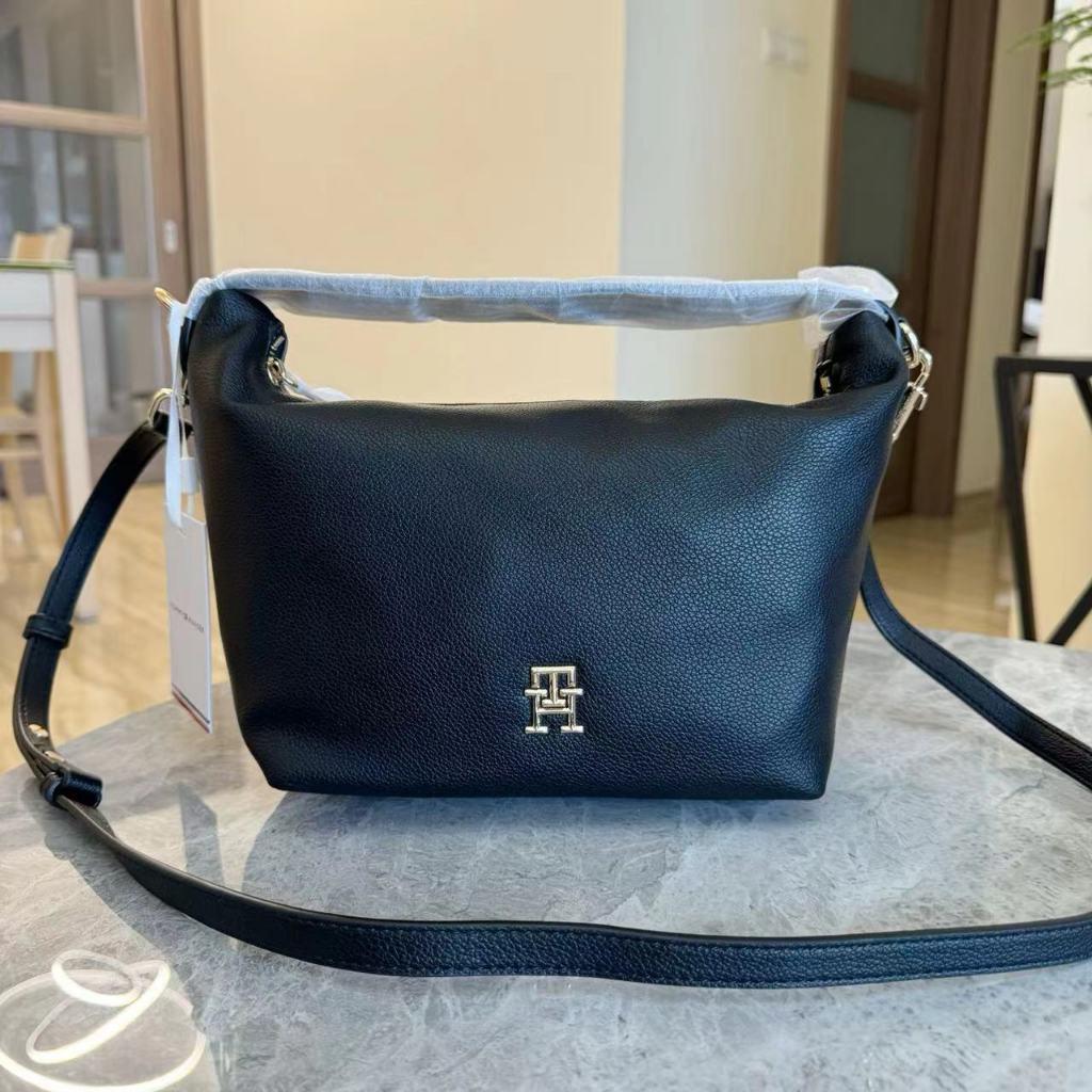 กระเป๋าสะพายข้างกระเป๋าถือผู้หญิง Tommy Hilfiger 2308506