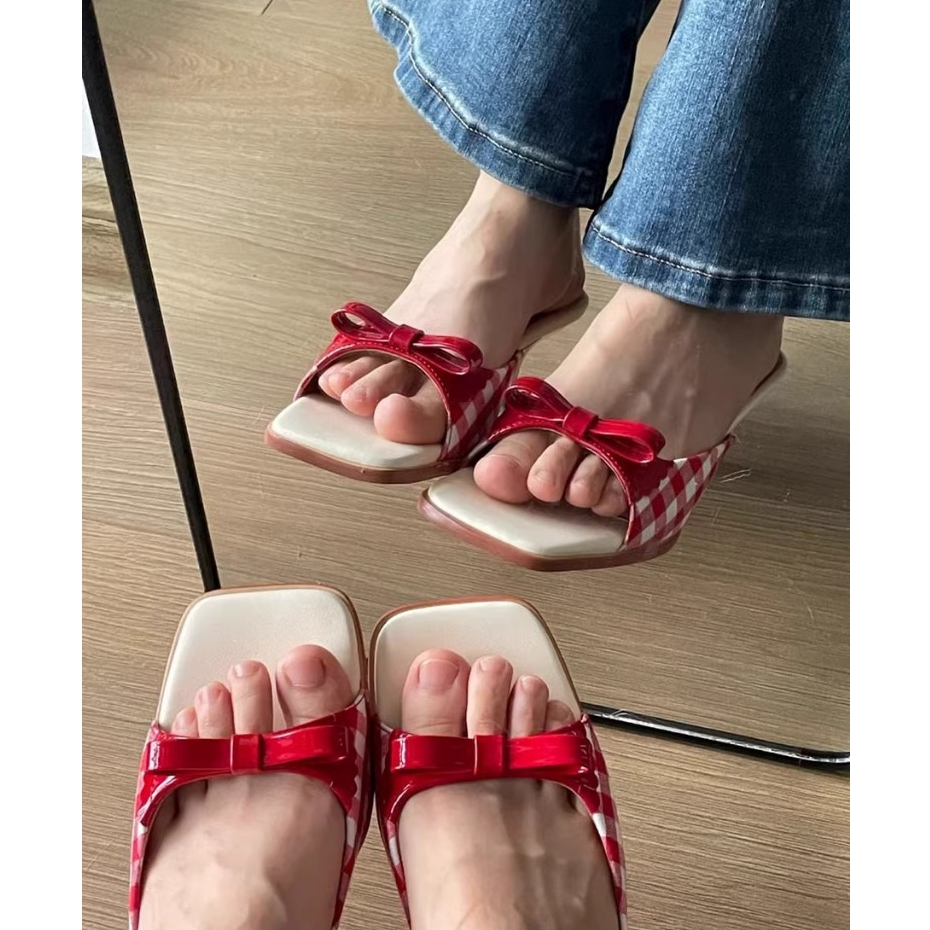 【Sweet Lady】รองเท้าส้นสูง สวมใส่ด้านนอก รองเท้าแตะสไตล์ใหม่รองเท้าส้นสูงฝรั่งเศสคําสไตล์แบนผู้หญิง