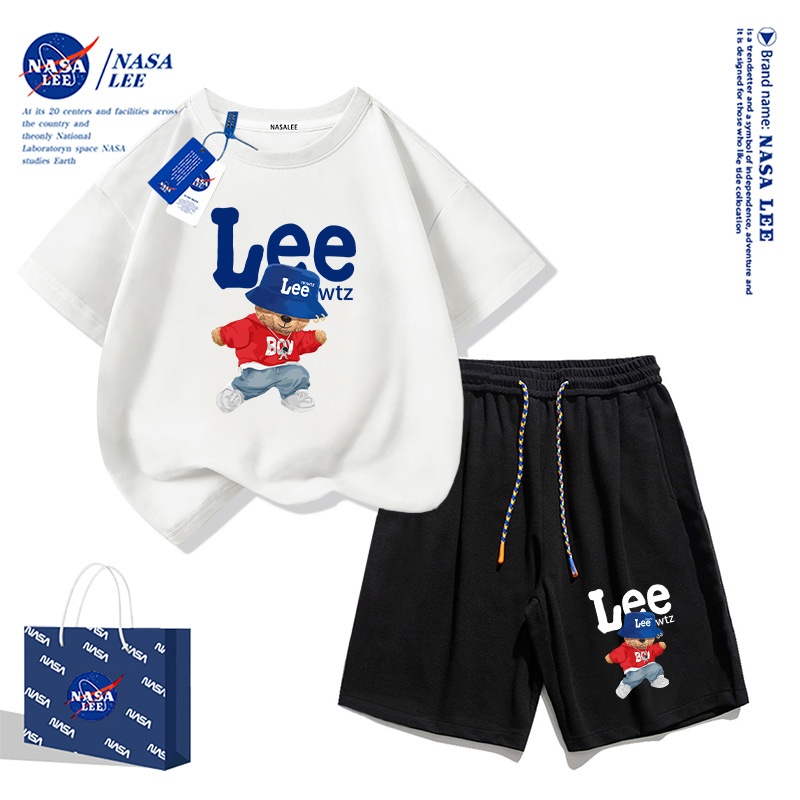NASA ชุดเสื้อยืดแขนสั้นและกางเกงขาสั้นผ้าฝ้ายสีขาวสำหรับเด็ก 2025 สไตล์ใหม่ ลายหมีน่ารักสำหรับเด็กชายและเด็กหญิง ชุดลำลองสบายๆ