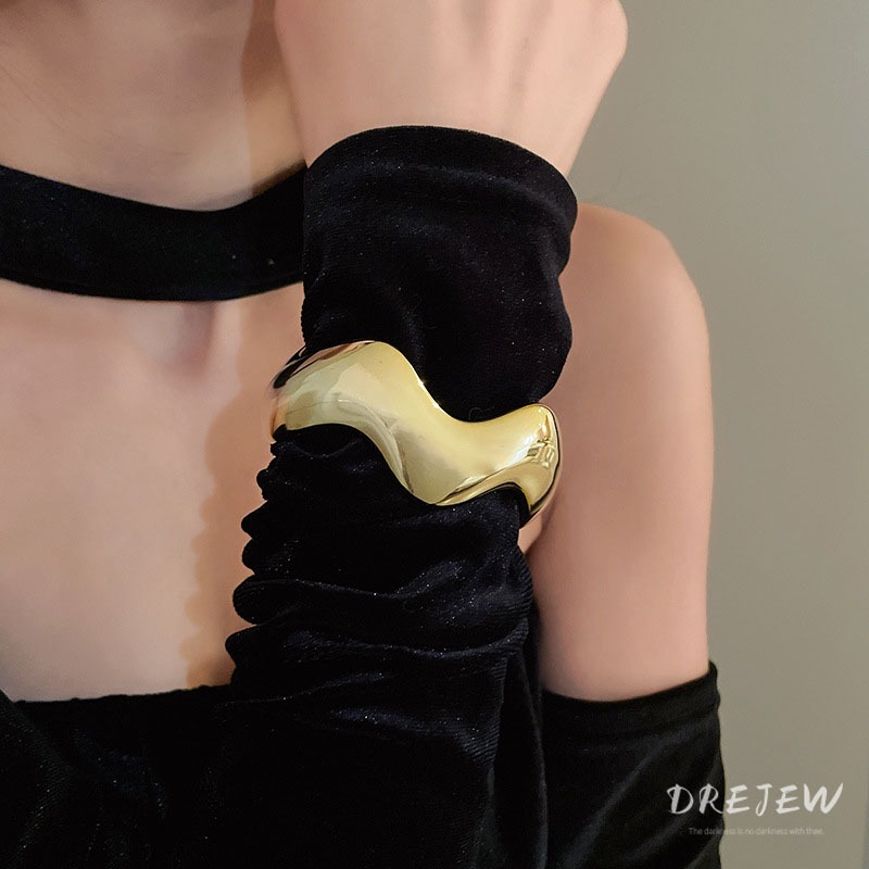 เดรช อะคริลิคคลื่นเปิดสร้อยข้อมือยุโรปและอเมริกาข้ามพรมแดนบุคลิกภาพที่เรียบง่ายสร้อยข้อมือแฟชั่นผิดปกติโอ้อวดเครื่องประดับมือ