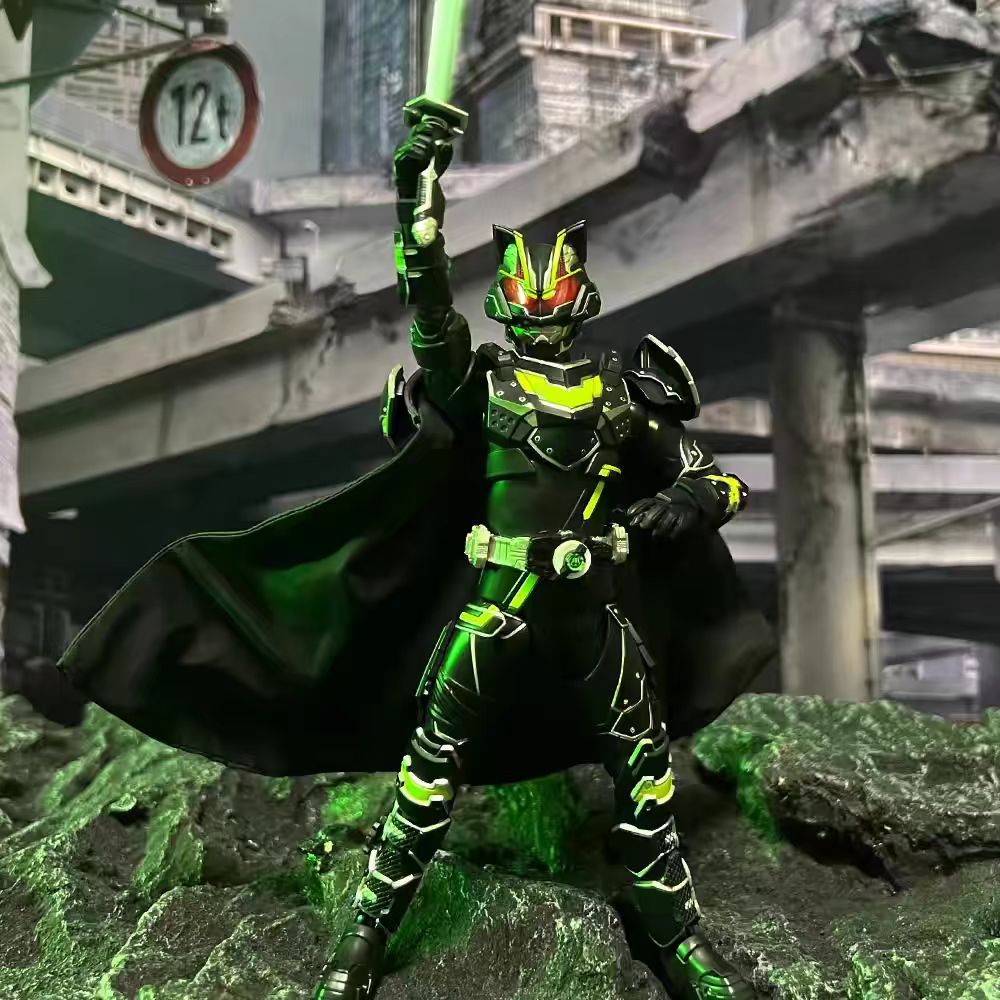 SHF Kamen Rider GEATS Taira Valkyrie เสื้อคลุม Kuroyo ทั่วไป