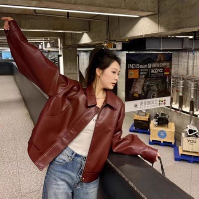 NZN สไตล์เกาหลีฤดูใบไม้ผลิใหม่เสื้อครอปเสื้อแจ็คเก็ตหนังแขนยาวสีแดง