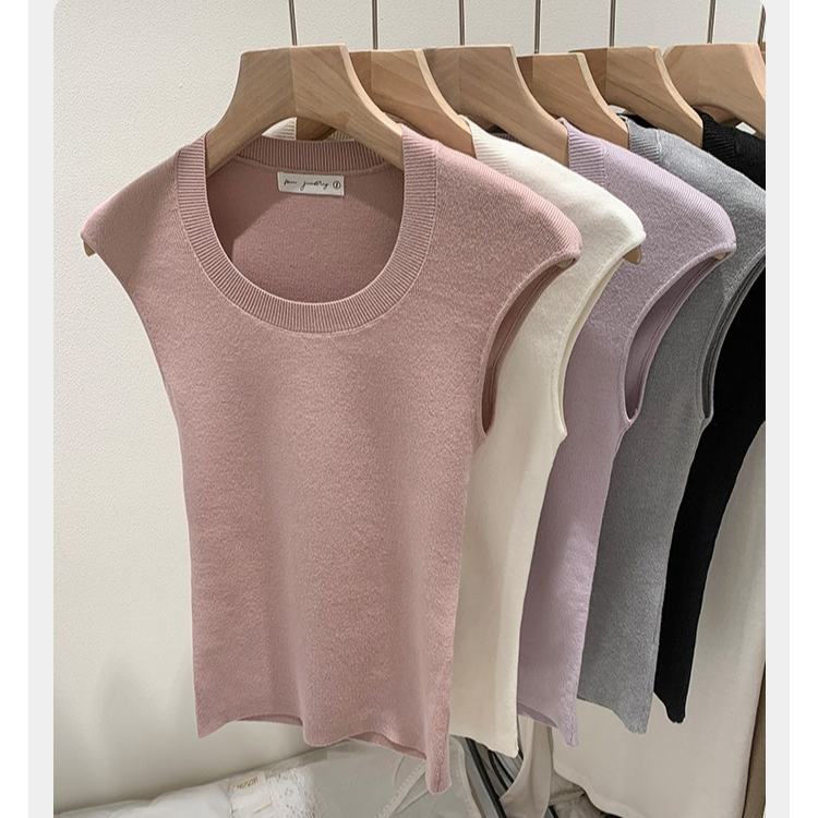 83791เสื้อกั๊กแขนกุดผ้าถักคอกลมเข้ารูปสีพื้น