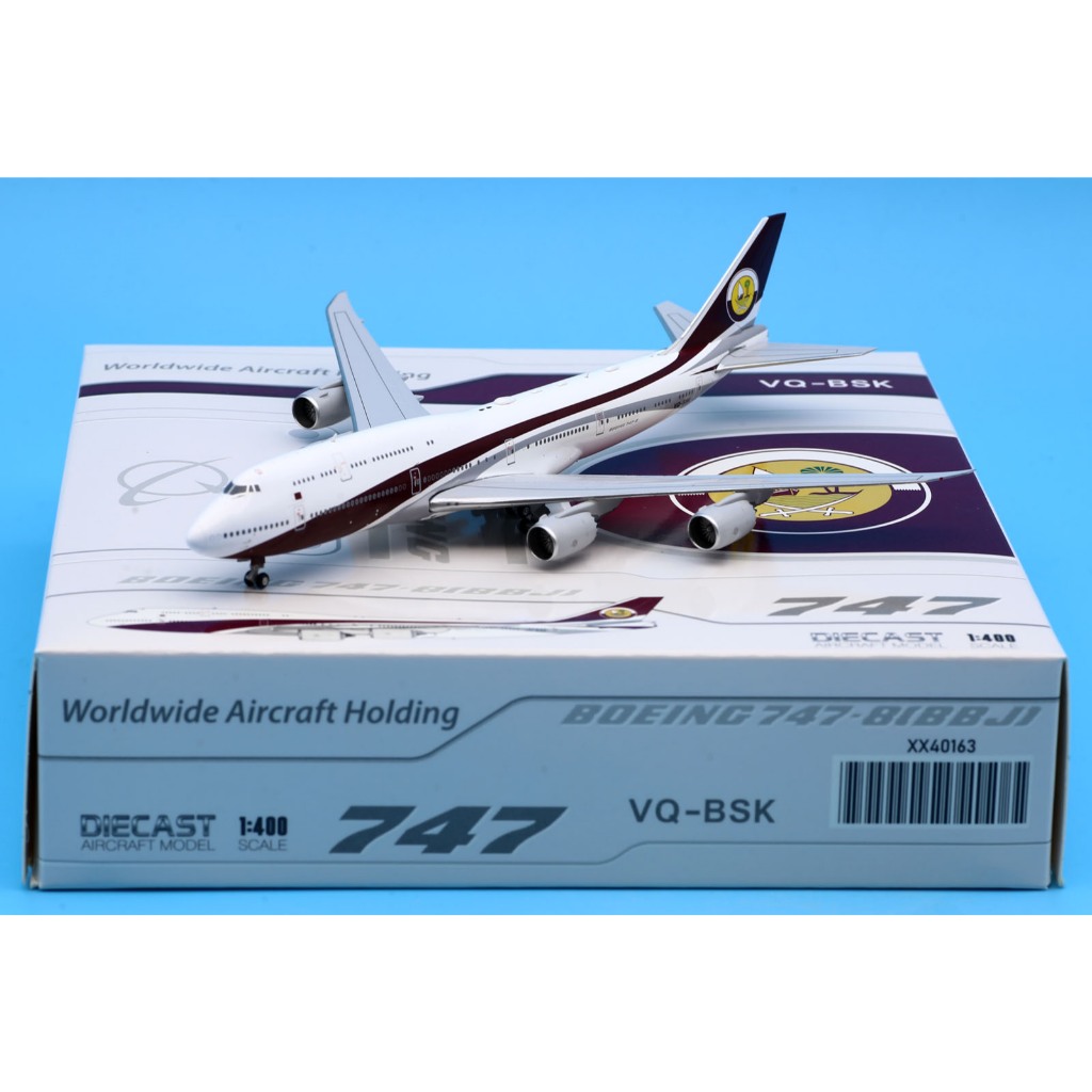 Xx40163 Alloy Collectible Plane ของขวัญ JC Wings 1:400 เครื่องบินทั่วโลก Holding Boeing B747-8 Dieca