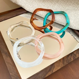 ศิลปะเกาหลี mope Resin สร้อยข้อมือสีเหลืองอําพันย้อนยุคฝรั่งเศสของผู้หญิงสร้อยข้อมือที่พูดเกินจริงปลอกแขนย้อนยุค