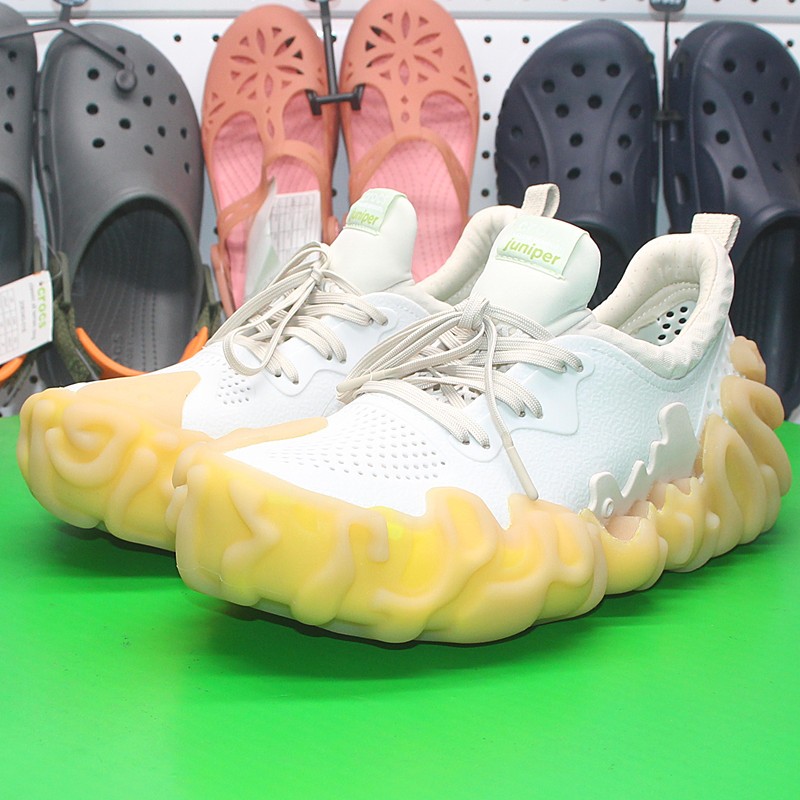 รองเท้าผู้ชาย Crocs ของแท้ 100% (Salehe Bembury x Crocs Juniper)รองเท้าแตะขนาดใหญ่ 208694