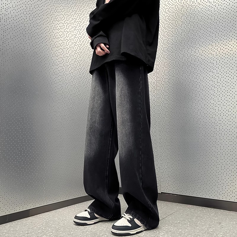 ผู้ชายกางเกงยีนส์ทรงหลวมสีดํากางเกงยีนส์แฟชั่นสไตล์เกาหลีสบาย ๆ สบาย ๆ