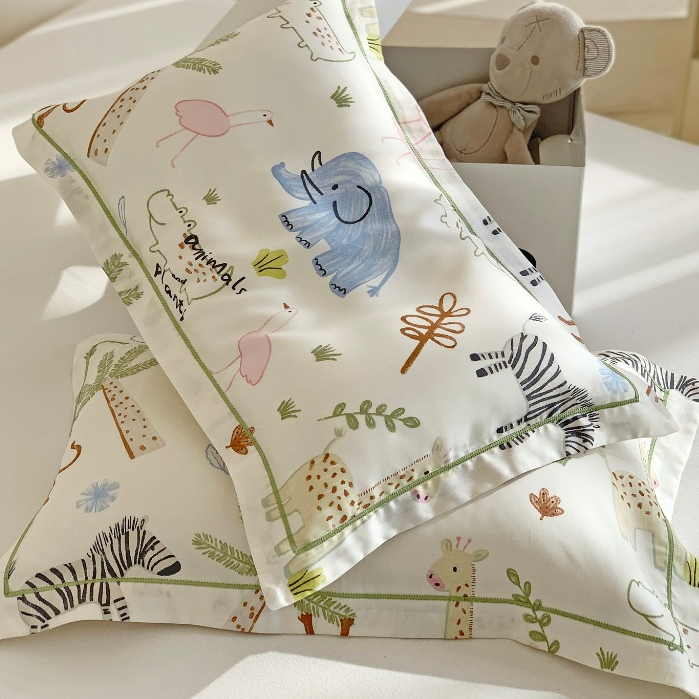 Abraca Dabra เจ๋ง Tencelปลอกหมอนการ์ตูนผ้าไหมซองจดหมายปลอกหมอนสําหรับผม ใบหน้านอนหลับต่อต้านริ้วรอยนุ่ม 4 ขนาด