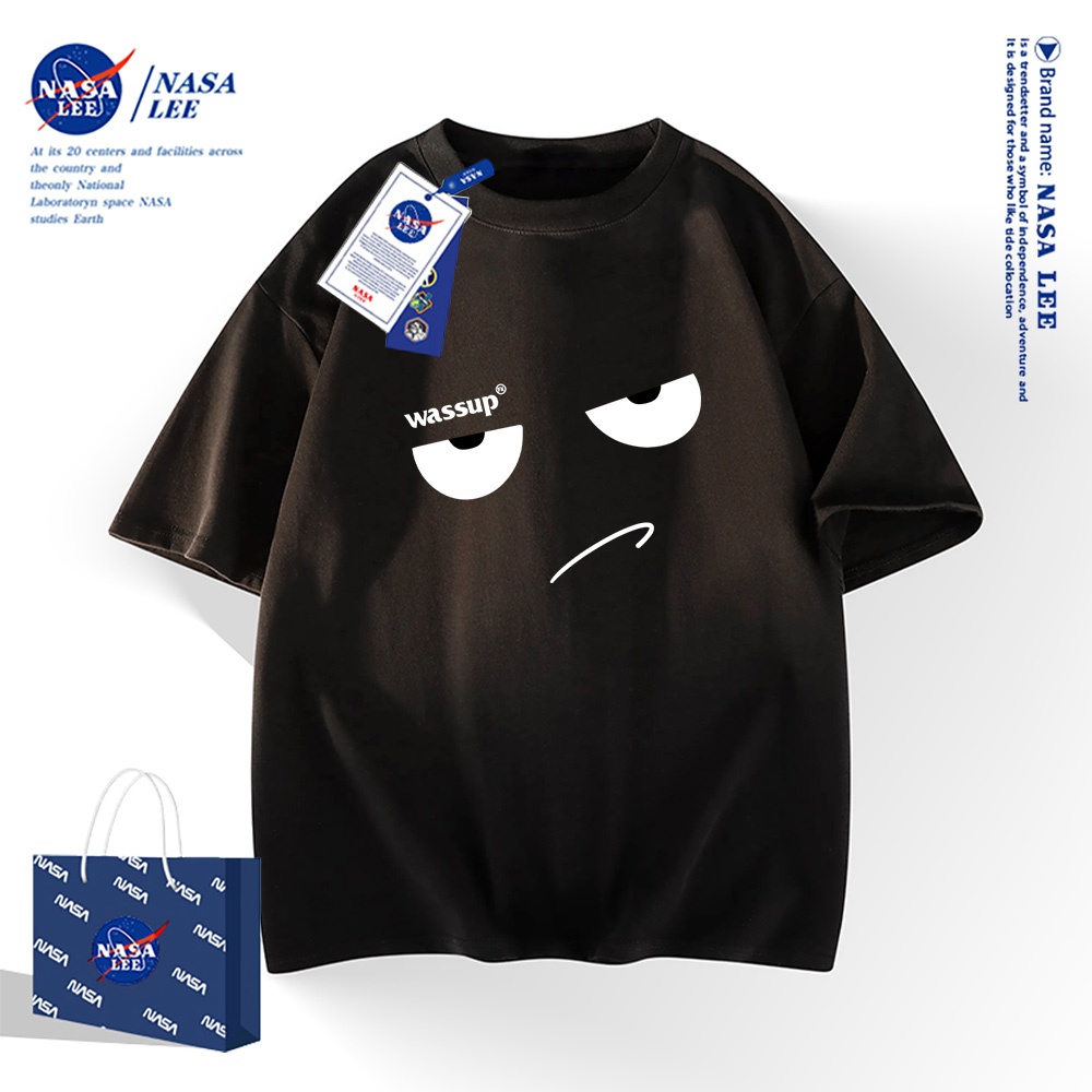 NASA เสื้อยืดแขนสั้นสไตล์อเมริกัน เนื้อผ้าฝ้าย 100% สำหรับผู้ชายและผู้หญิง ดีไซน์หน้าตาเย็นชา