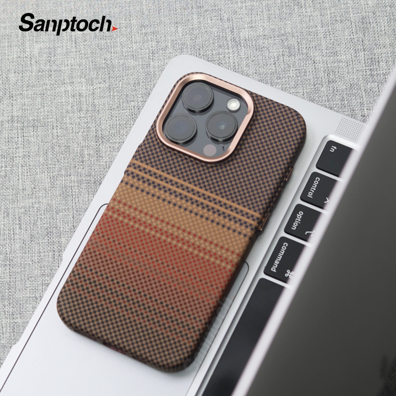 Sanptoch สําหรับแม่เหล็กคาร์บอนไฟเบอร์ Texture เคสโทรศัพท์สําหรับ iPhone 16 / 15 / 14 Pro Max Matte Pixel Sunset กันกระแทก Hard Cover Slim Skin-Fried ป้องกันปลอก