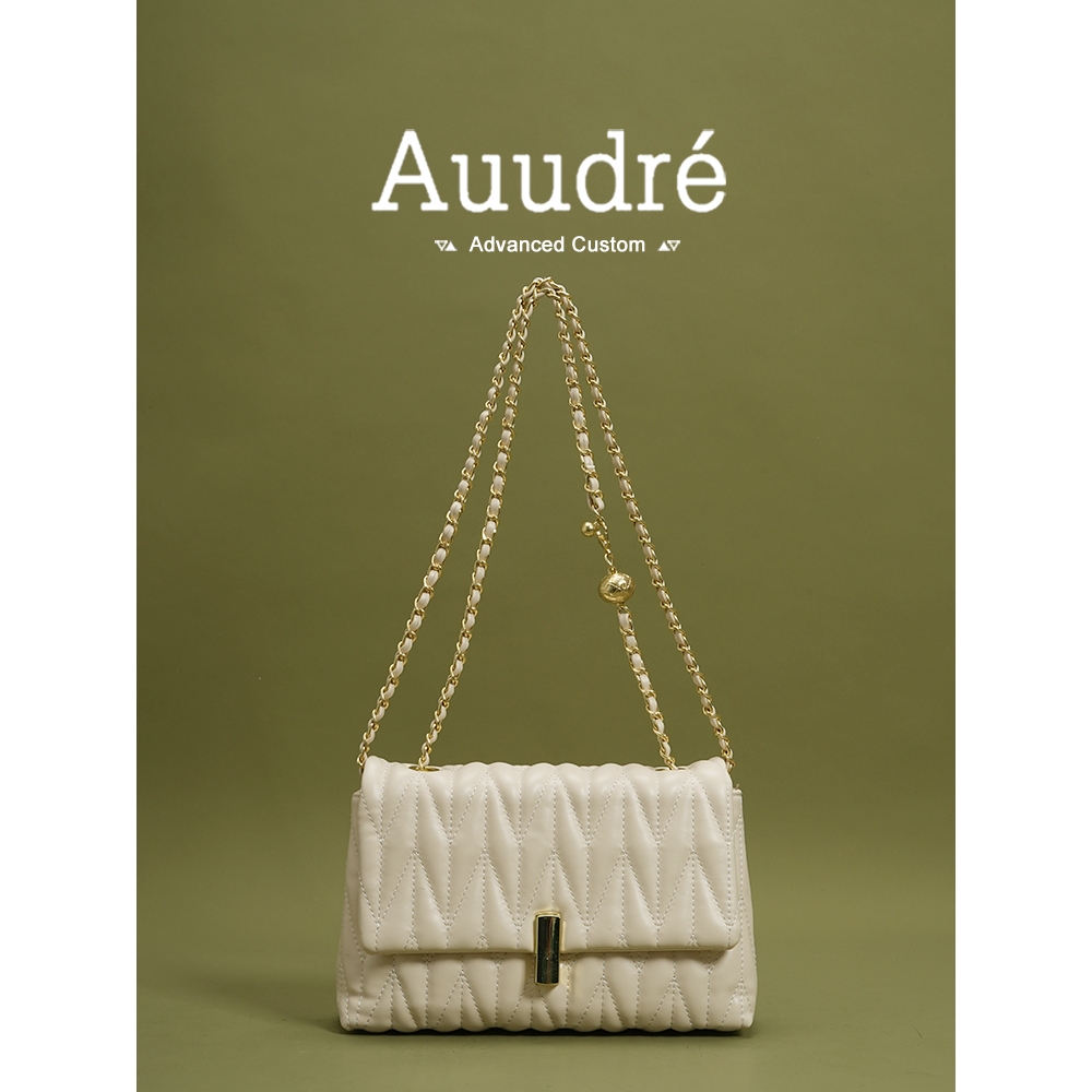 Auure กระเป๋าสะพายสไตล์ตะวันตกผู้หญิง 2026 กระเป๋าสะพายข้างสายโซ่สไตล์ใหม่
