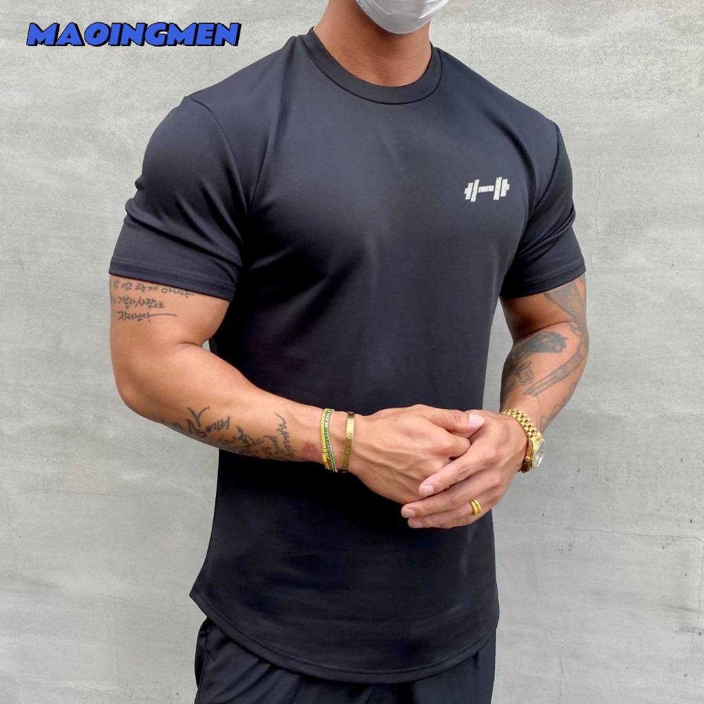 [MAOINGMEN] เสื้อยืดแขนสั้นกีฬาผู้ชายสไตล์อเมริกัน แขนสั้นผู้ชายผ้าฝ้ายฟิตเนส