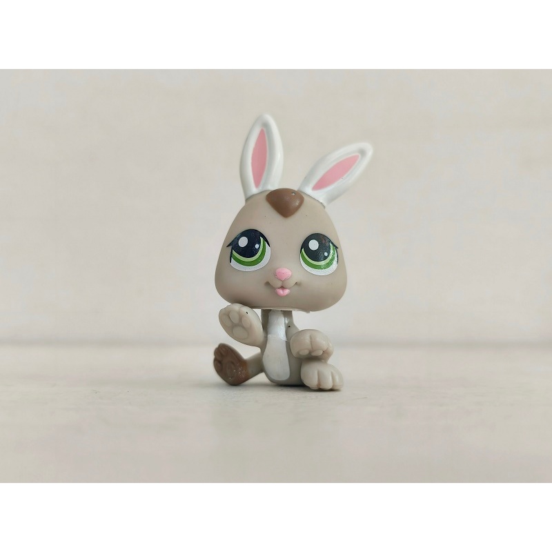 Lps รูป Grey Bunny Green Eyes #7084 Littlest Pet Shop ของเล่น