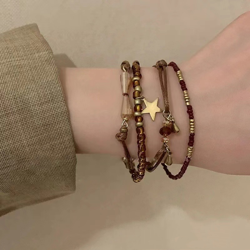 Jushi Curry สีชาติพันธุ์ Multi-Layered Stacked สร้อยข้อมือลูกปัด 4 ชิ้นชุดแฟชั่นวันหยุดของขวัญอุปกรณ์เสริม