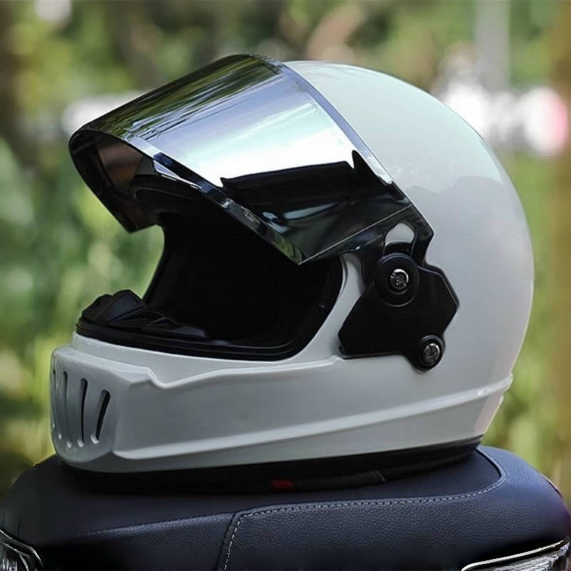 หมวกกันน็อกเต็มใบสไตล์เรโทร VGV ผ่านมาตรฐาน DOT และ 3C | ช่องใส่บลูทูธ | ผ้าด้านในถอดซักได้ | ตัวล็อ