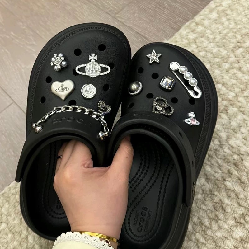 รองเท้าแตะแฟชั่น อุปกรณ์เสริม, Crocs Jibbitz Charms, jibbitz Set, อุปกรณ์รองเท้าโลหะพังก์โลหะเนื้อเงิน