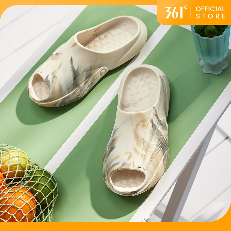 361 Degrees Furious รองเท้าแตะผู้ชายสไลด์อินเทรนด์กลางแจ้ง 672521113