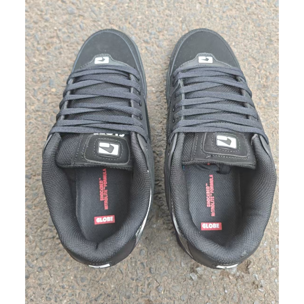 รองเท้าสเก็ตของ Globe Tilt สีดํา Nubuck Mens Hip Hop คู่ Street สเก็ตบอร์ดรองเท้าผ้าใบ Sticky ยาง Sole Street Globe ความกว้างรองเท้า laces สเก็ตยี่ห้อสติกเกอร์