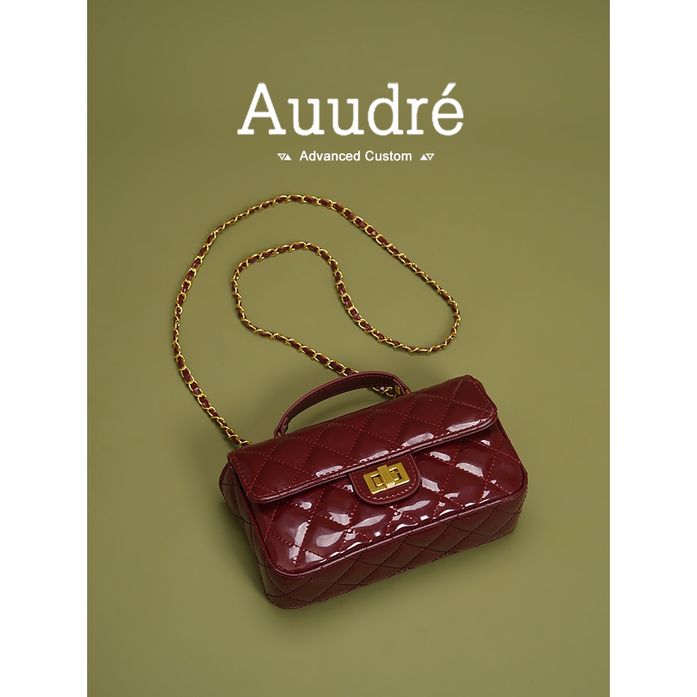 Auure กระเป๋าถือเพชรสีแดงระดับไฮเอนด์ผู้หญิง 2026 กระเป๋าสะพายข้างสายโซ่สไตล์ใหม่