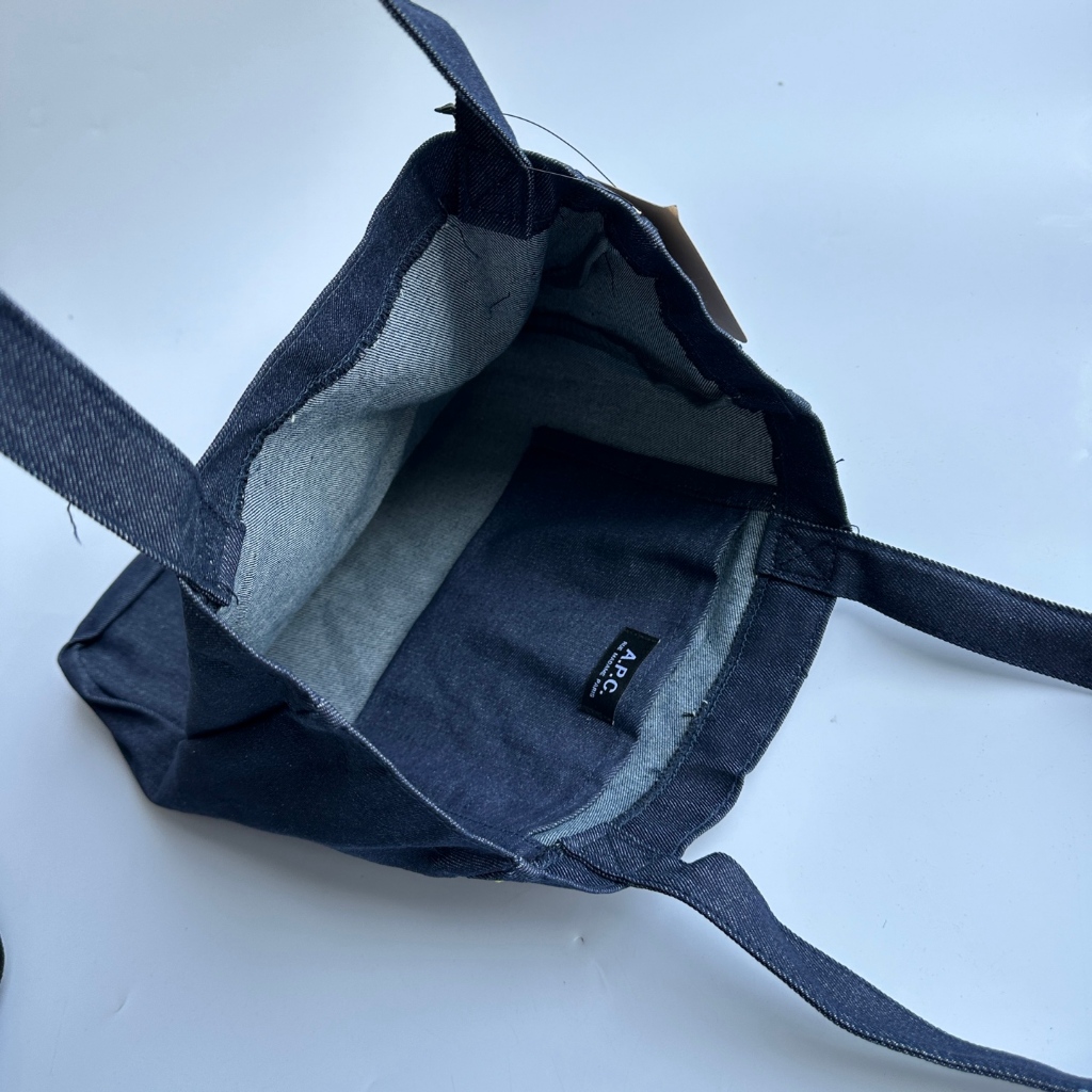Apc COCSX Tote Bag APC กระเป๋าถือ