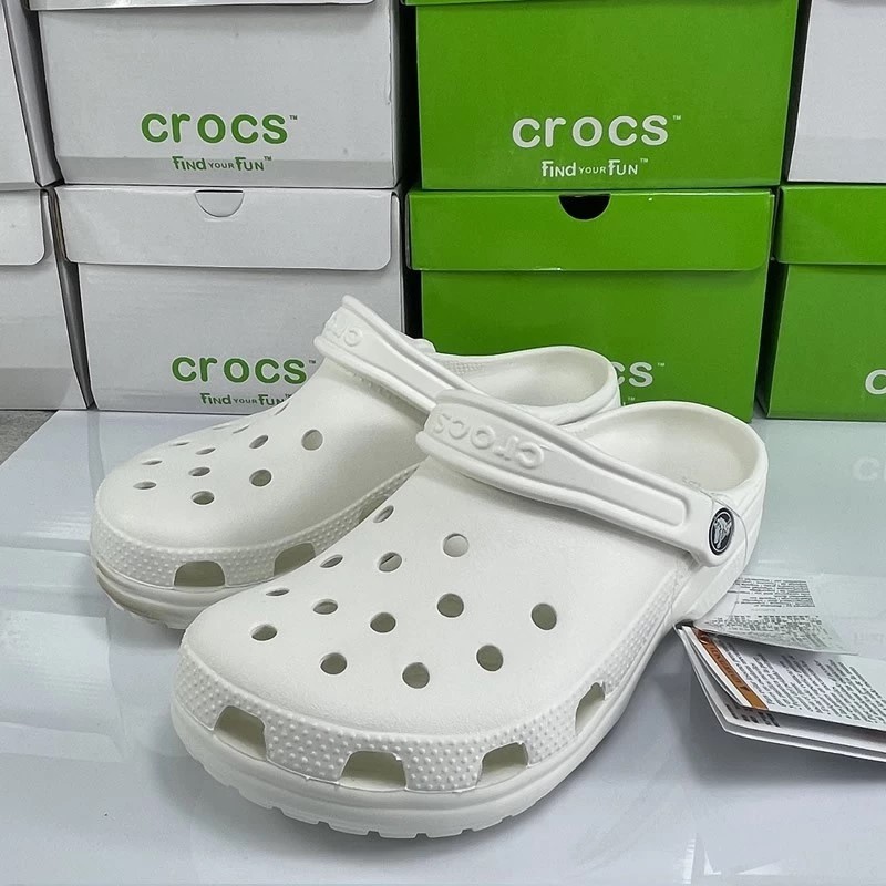 Crocs Classic Clog รองเท้าแตะชายหาด น้ําหนักเบา สบาย เหมาะสําหรับรองเท้าแตะสําหรับเดินทาง#10001