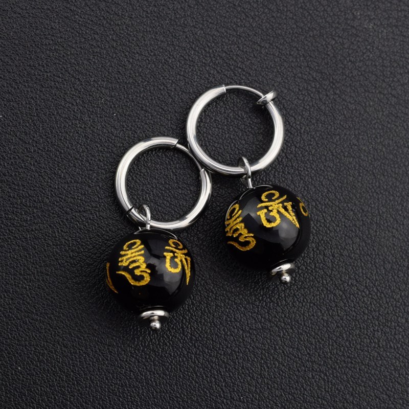 ต่างหูมนต์หกตัวละครกระจัดกระจายรอบลูกปัดเครื่องประดับคลิปหูเฉพาะพุทธลูกปัดระดับไฮเอนด์ต่างหูเหล็กไทเทเนียม - รูปที่ 3