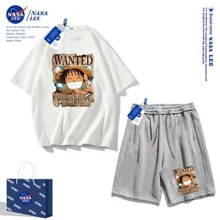 ชุดออกกำลังกายผู้ชายปี 2025 เสื้อยืดแขนสั้น Nasa สำหรับฤดูร้อน กางเกงขาสั้นผ้าฝ้ายทรงหลวม สไตล์เรียบง่ายและทันสมัย เหมาะสำหรับทั้งผู้ชายและผู้หญิง